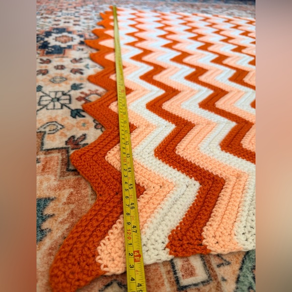 Handmade Crochet Orange Ivory Chevron Afghan Throw Blanket Fall size 63x48 - Picture 6 of 7